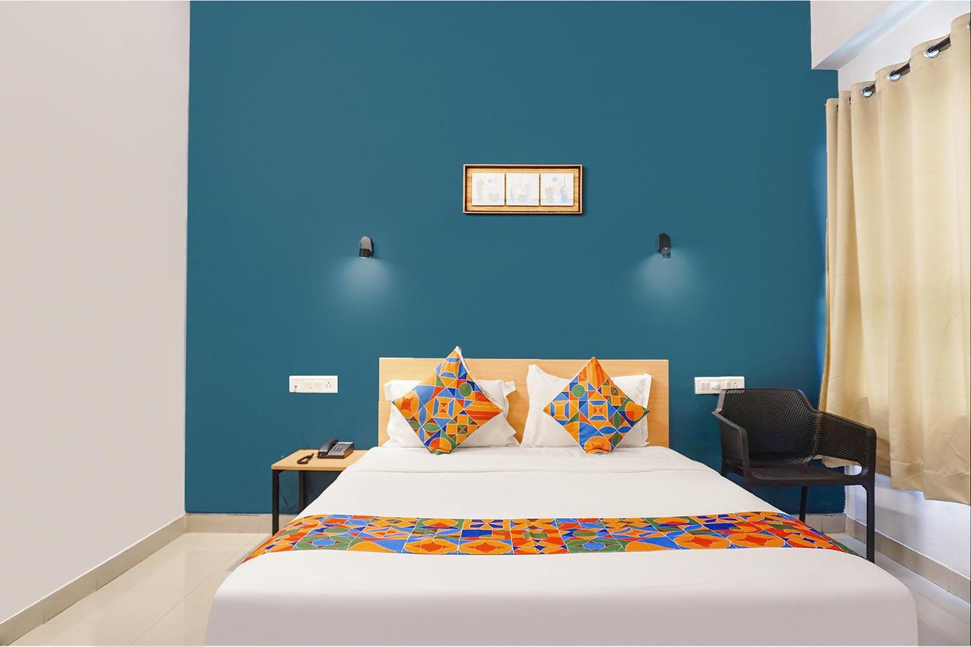 Fabhotel Aura Homes - Nr Khandoba Mandir Pimpri-Chinchwad Exteriör bild