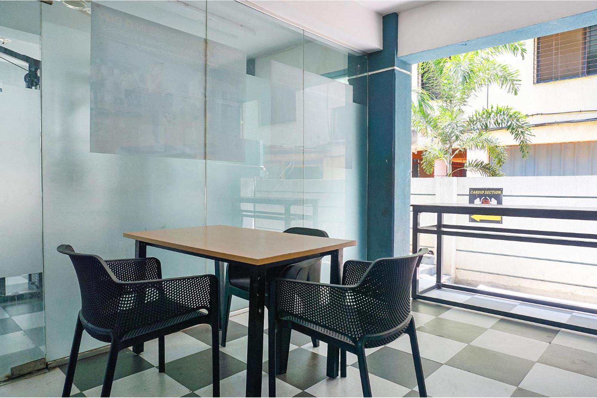Fabhotel Aura Homes - Nr Khandoba Mandir Pimpri-Chinchwad Exteriör bild