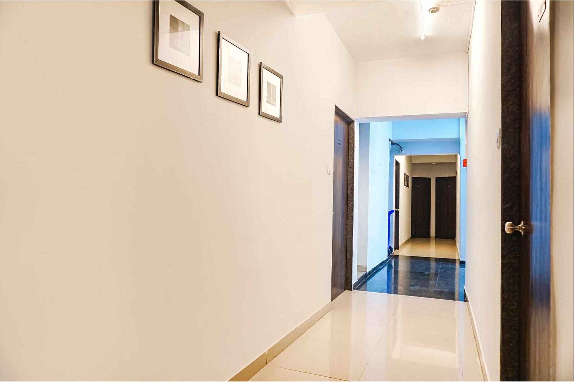 Fabhotel Aura Homes - Nr Khandoba Mandir Pimpri-Chinchwad Exteriör bild